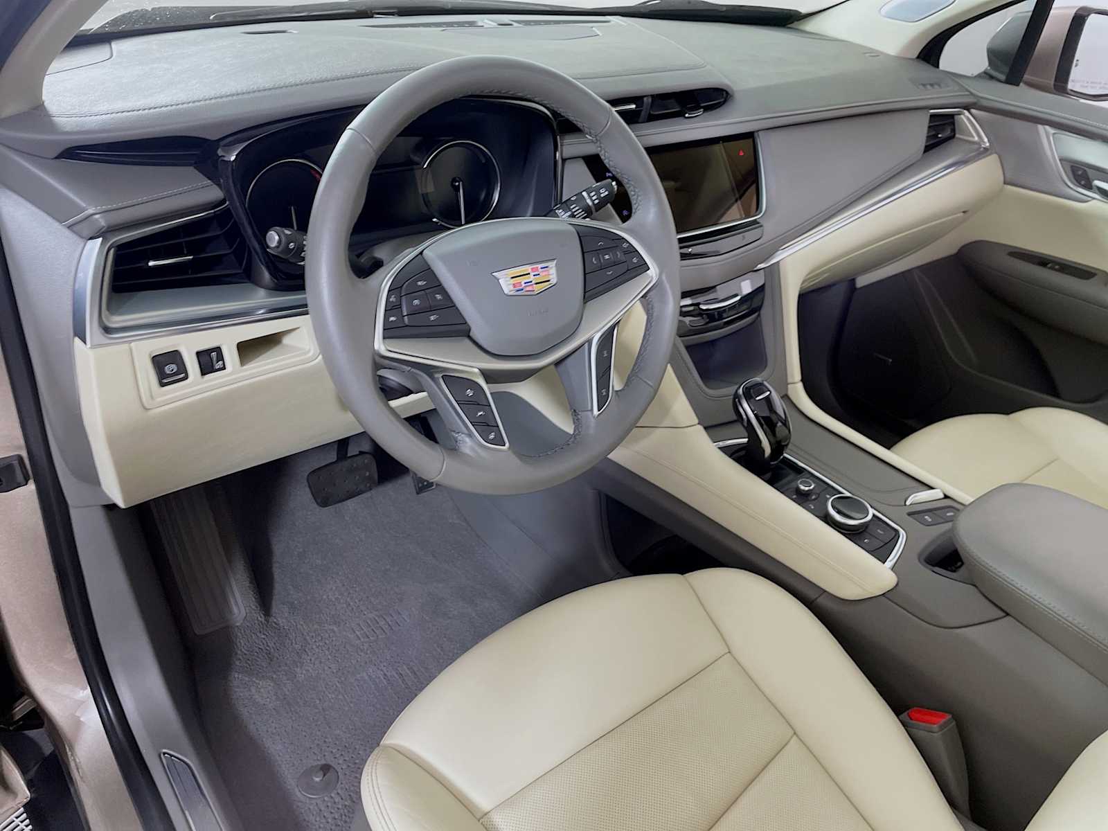 2022 Cadillac XT5 Premium Luxury photo 7