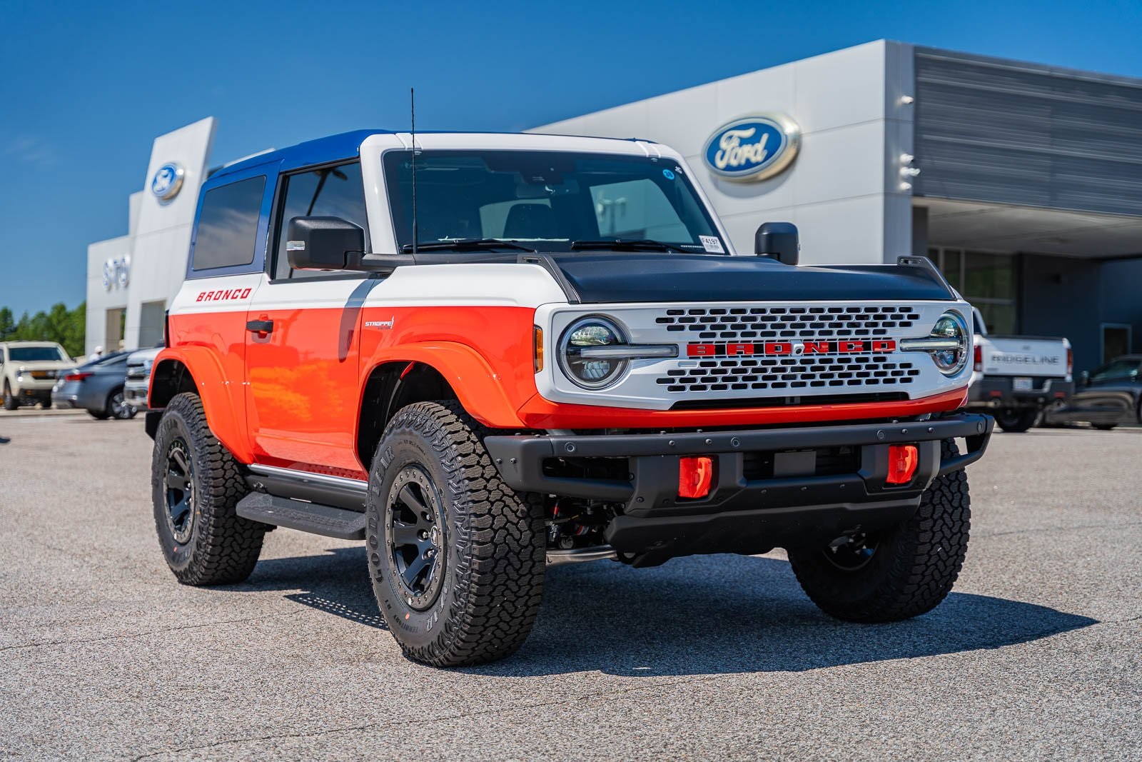 2025 Ford Bronco 2-Door Stroppe's photo