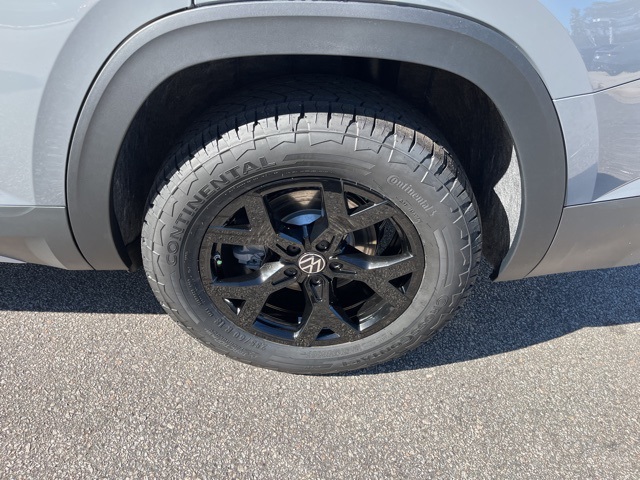 2025 Volkswagen Atlas Peak Edition SE photo 22