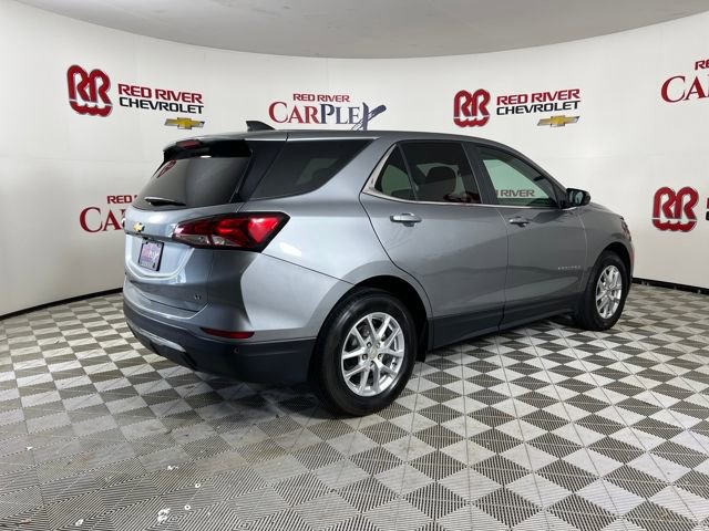 2024 Chevrolet Equinox LT photo 4