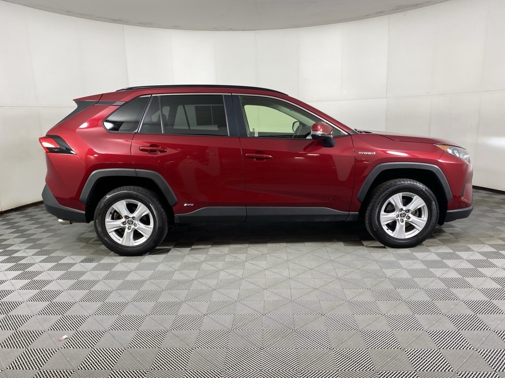 2020 Toyota RAV4 Hybrid LE photo 7