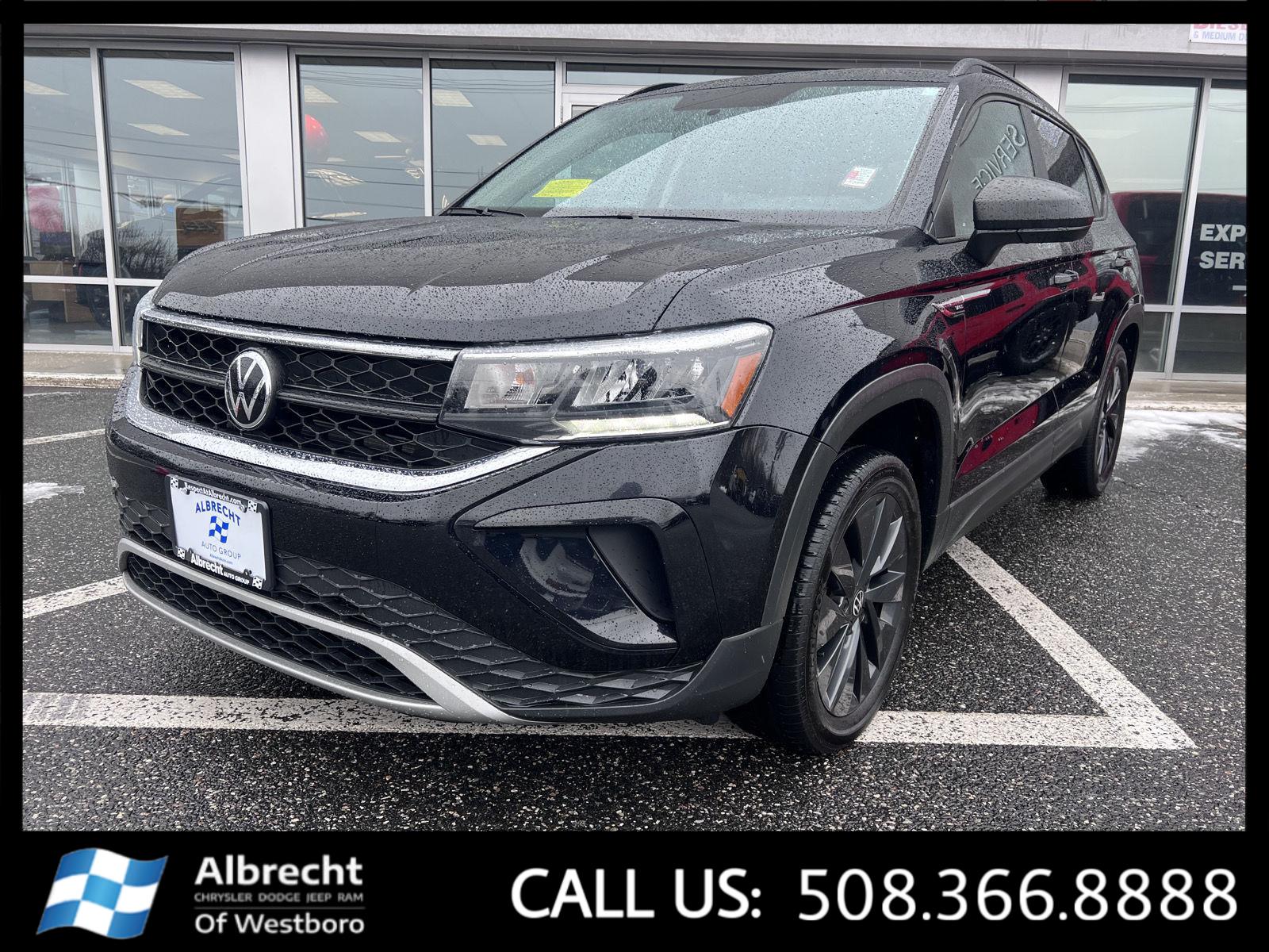 2022 Volkswagen Taos S's photo