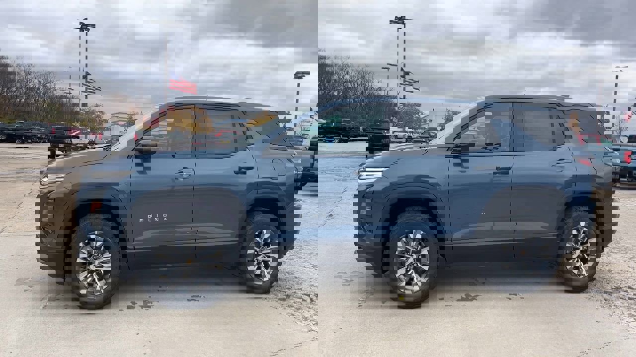 2026 Chevrolet Equinox LT photo 4