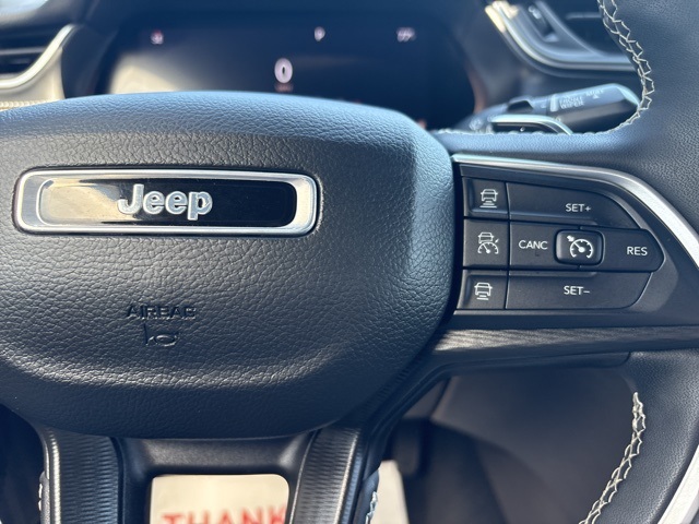 2023 Jeep Grand Cherokee Altitude photo 12