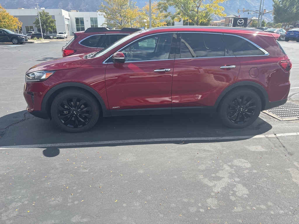 2020 Kia Sorento EX photo 2