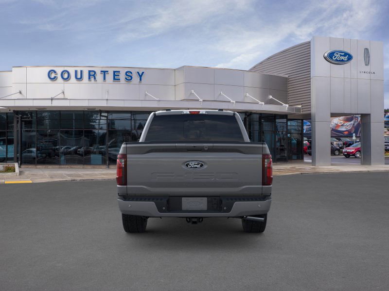 2025 Ford F-150 XLT photo 5
