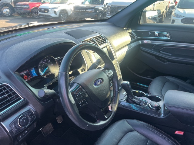 2019 Ford Explorer Sport photo 4