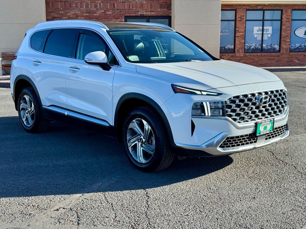 2022 Hyundai Santa Fe SEL's photo