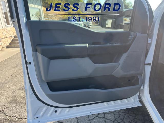 2026 Ford F-350 XL photo 7