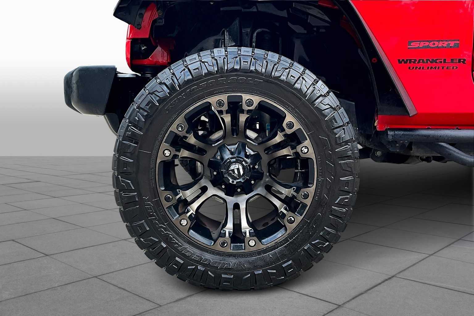 2015 Jeep Wrangler Unlimited Sport photo 9