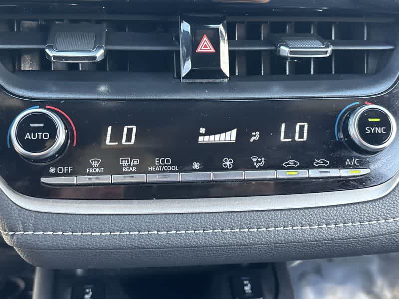 2021 Toyota Corolla XSE photo 28