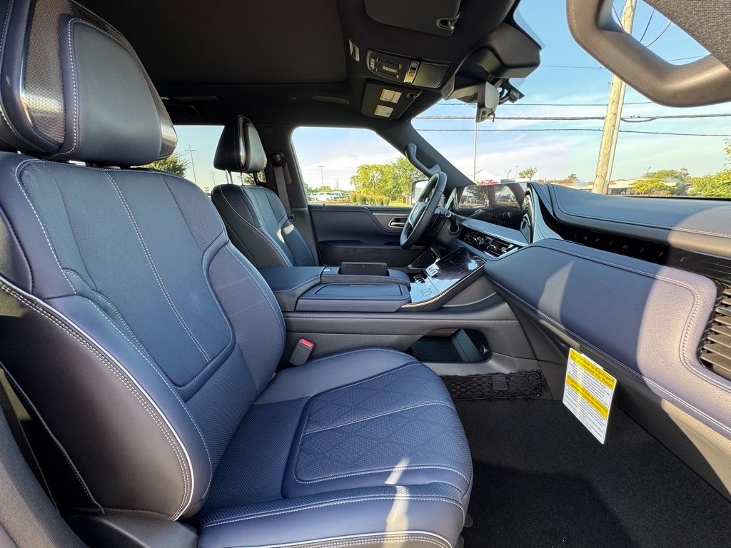 2026 Infiniti QX80 Sensory photo 26