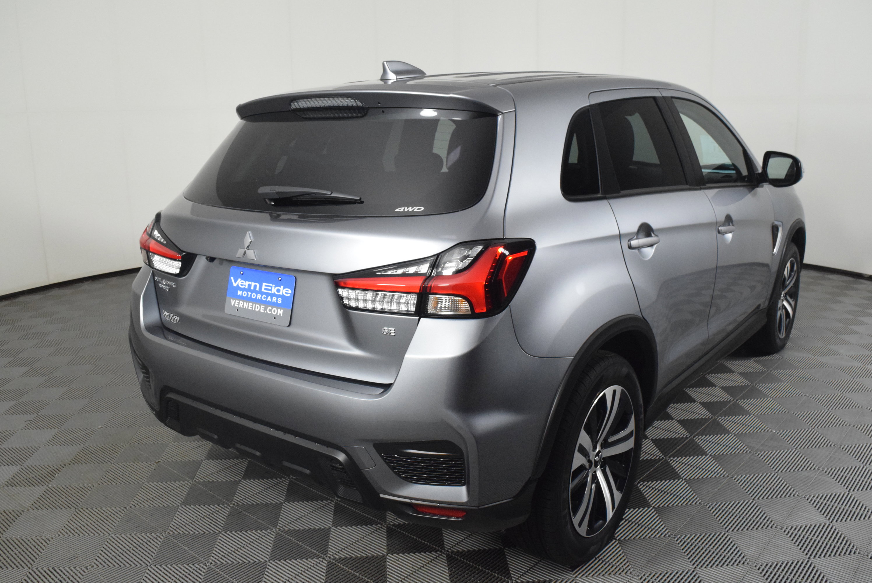 2025 Mitsubishi Outlander Sport SE photo 6