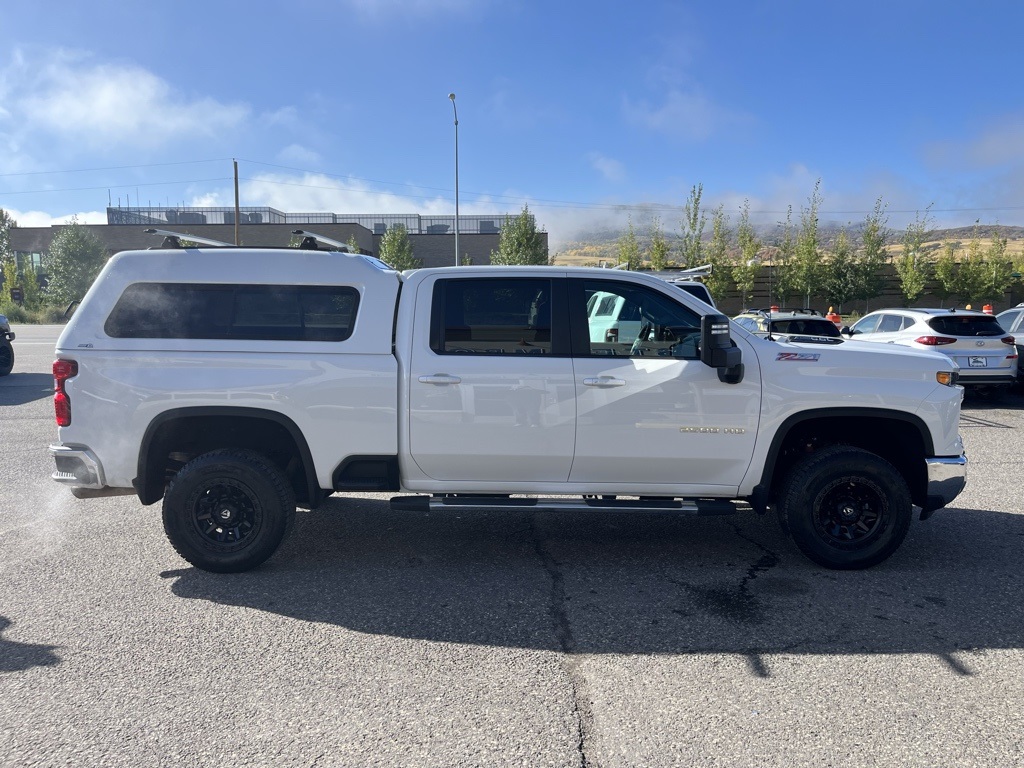 2024 Chevrolet Silverado 2500HD LT photo 6