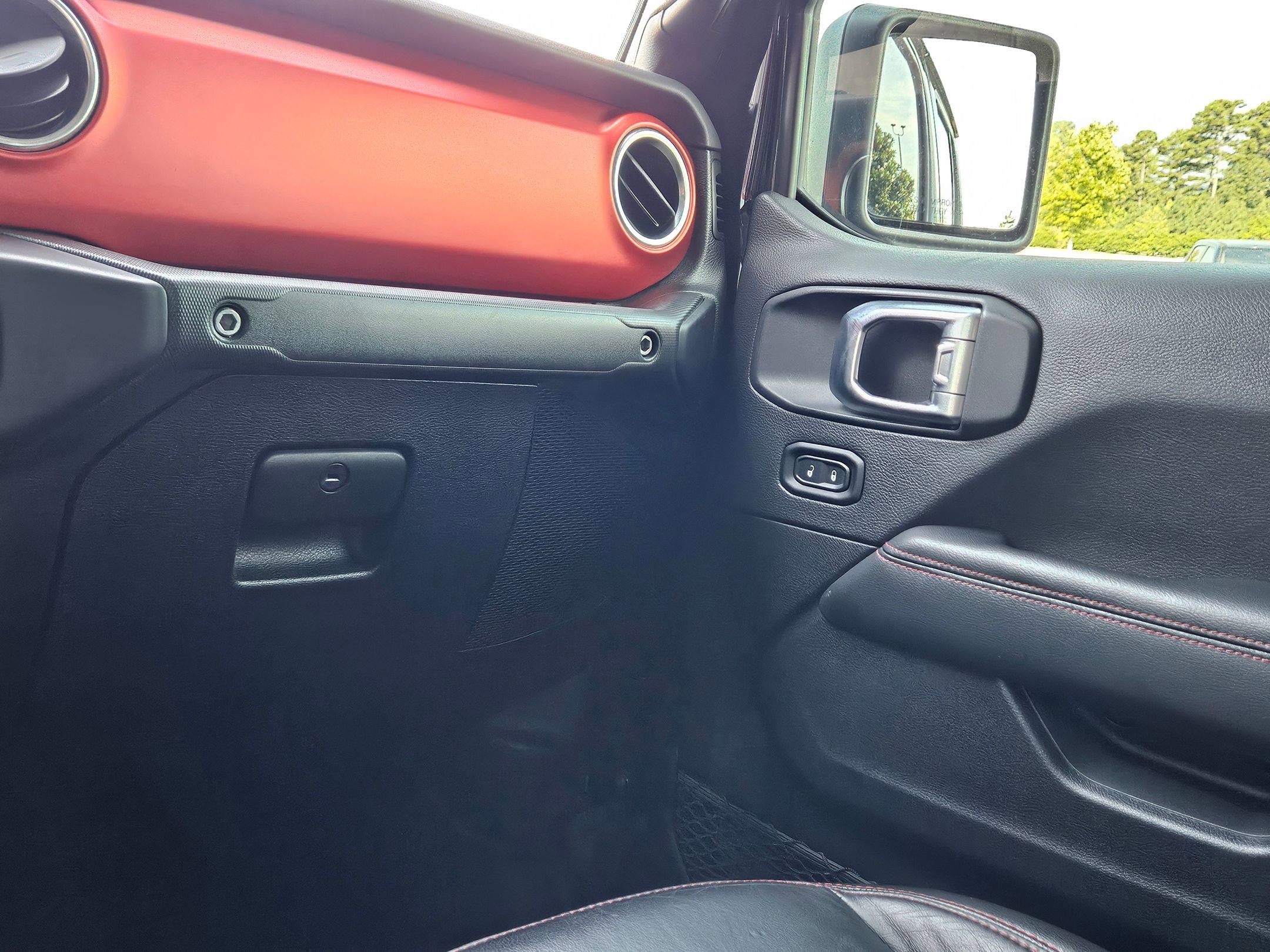 2020 Jeep Gladiator Rubicon photo 11
