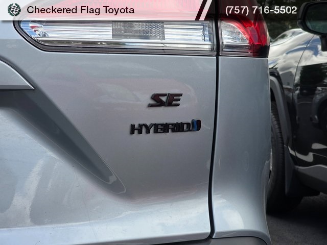 2023 Toyota Corolla Cross Hybrid SE photo 8