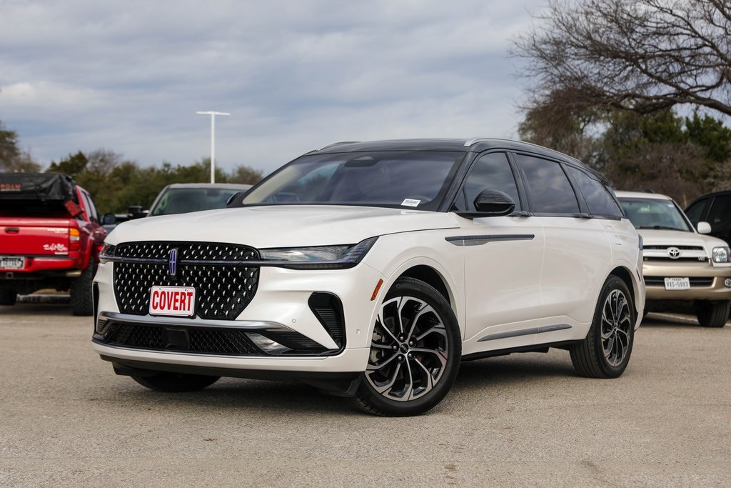 2024 Lincoln Nautilus Reserve's photo