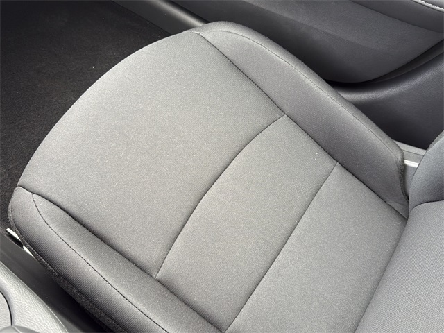 2025 Nissan Sentra S photo 12