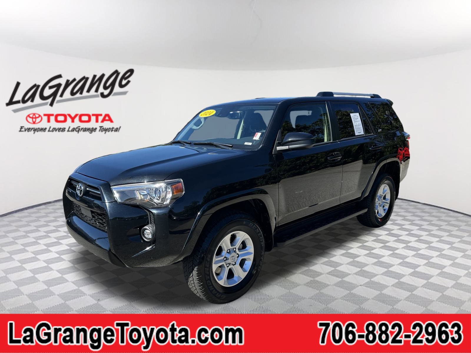 2024 Toyota 4Runner SR5's photo