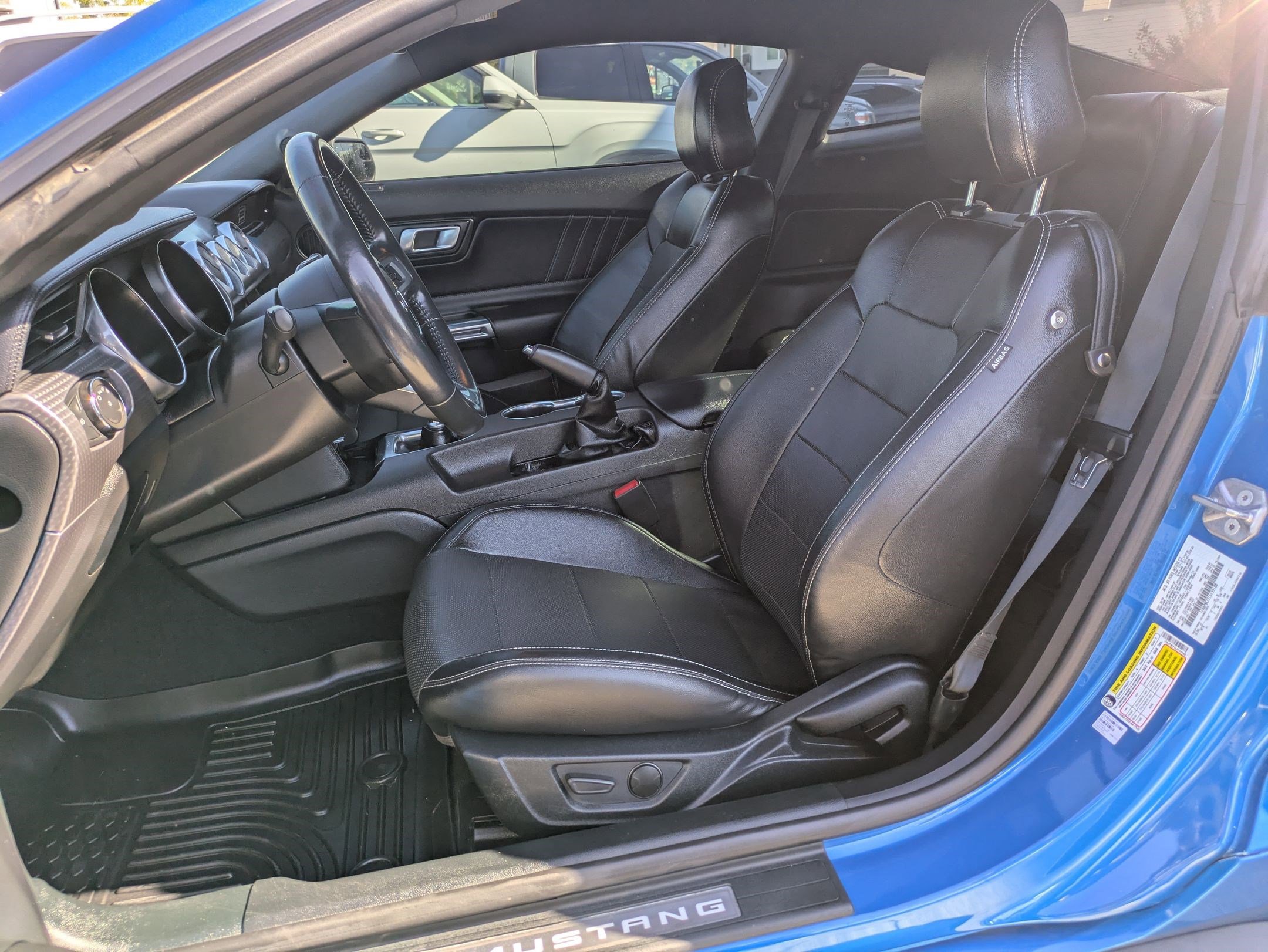 2020 Ford Mustang GT Premium photo 22