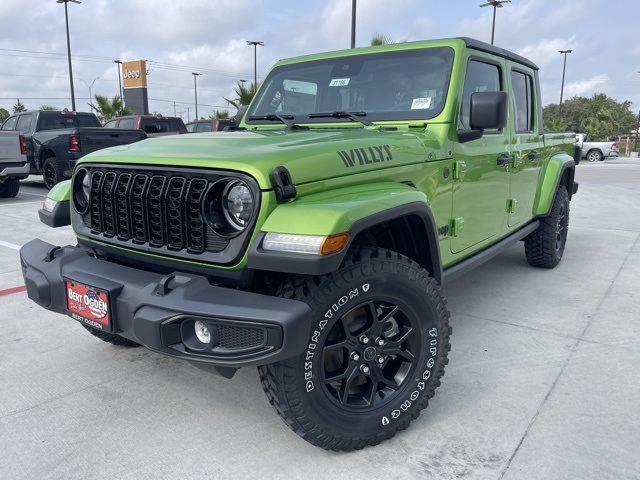 2025 Jeep Gladiator Willys photo 3