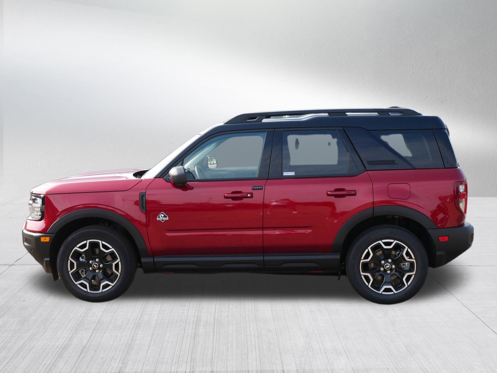 2025 Ford Bronco Sport Outer Banks photo 2