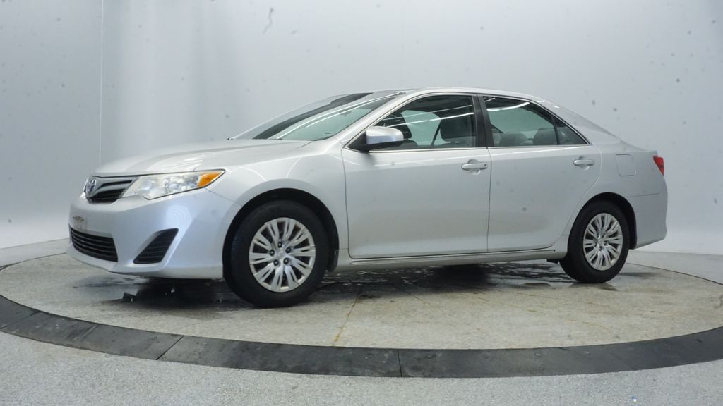 Used 2013 Toyota Camry LE with VIN 4T4BF1FK6DR322678 for sale in Coon Rapids, Minnesota