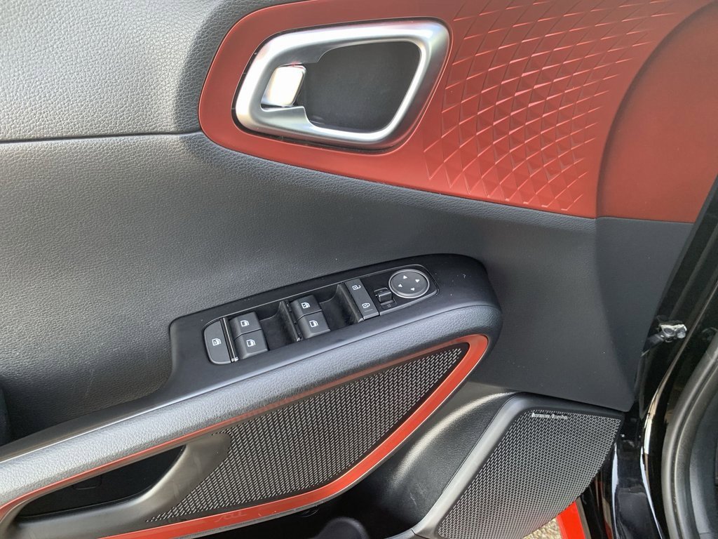 2020 Kia Soul GT-Line Turbo photo 10