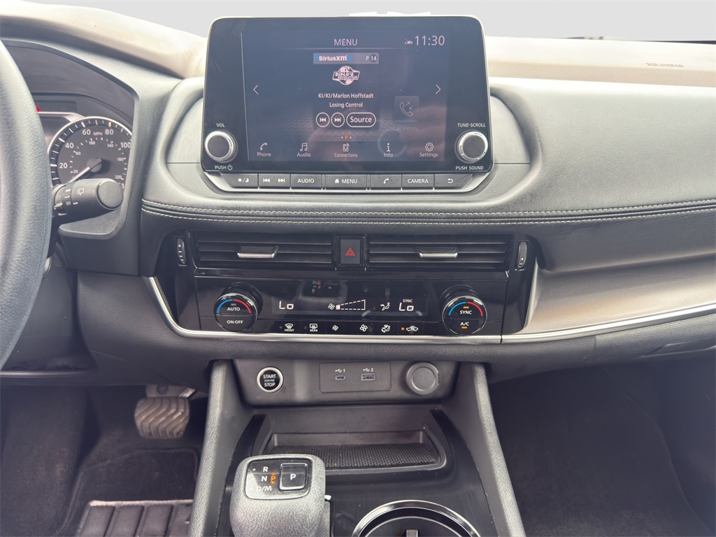 2023 Nissan Rogue SV photo 16