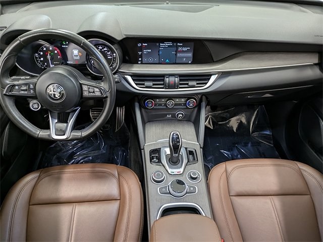 2023 Alfa Romeo Stelvio Ti photo 21