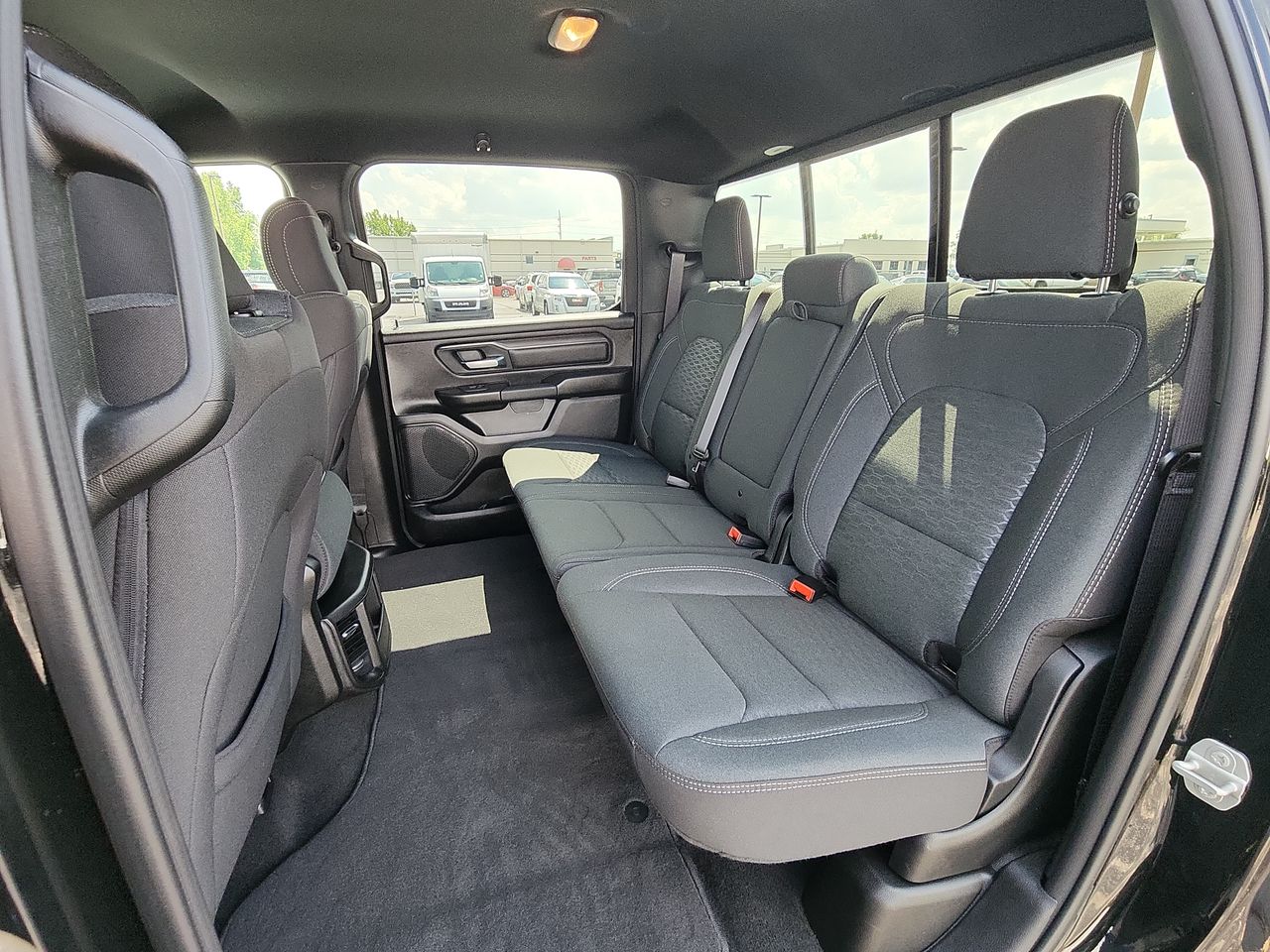 2025 Ram 1500 Tradesman photo 21