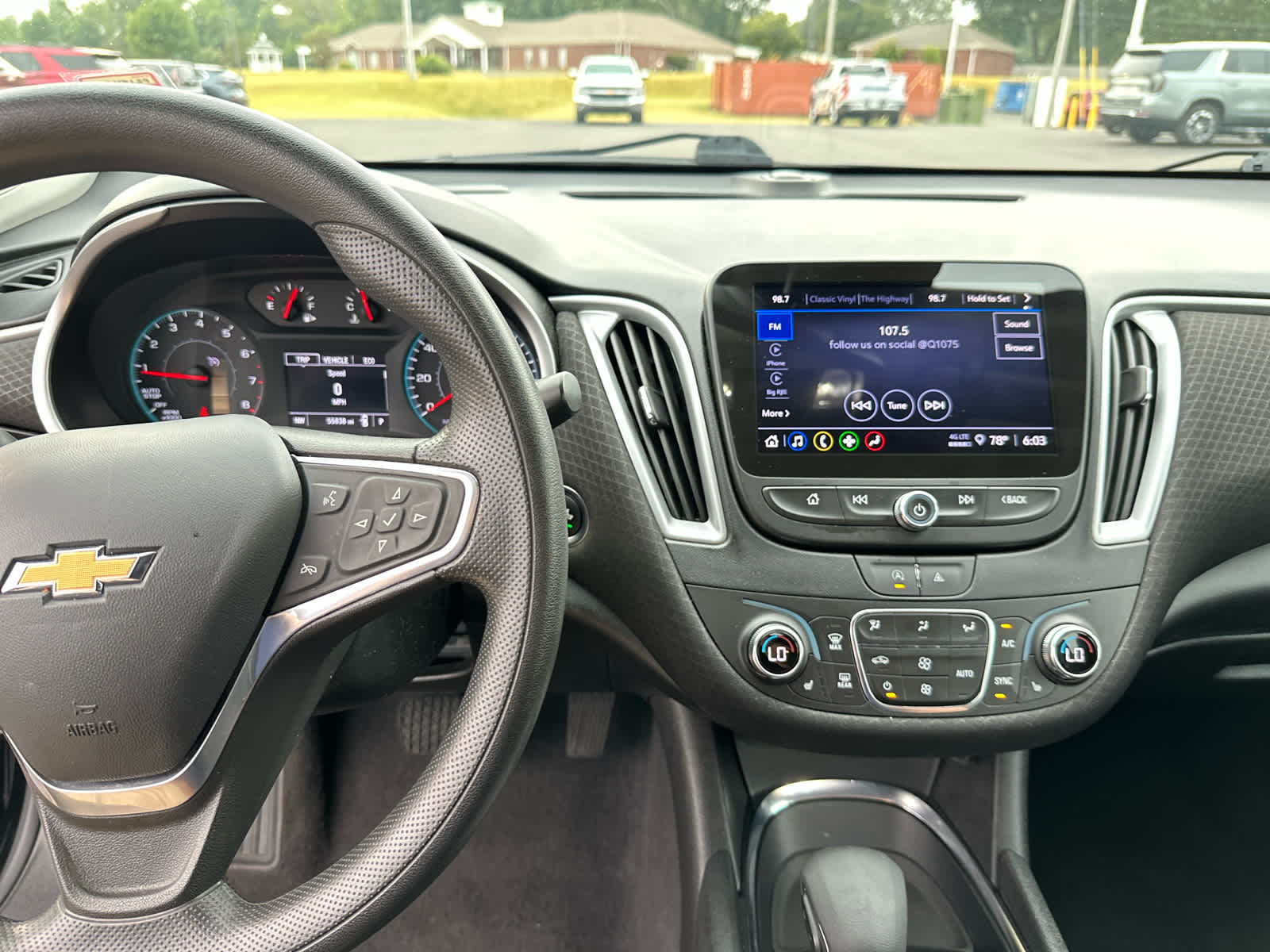 2023 Chevrolet Malibu 1LT photo 15