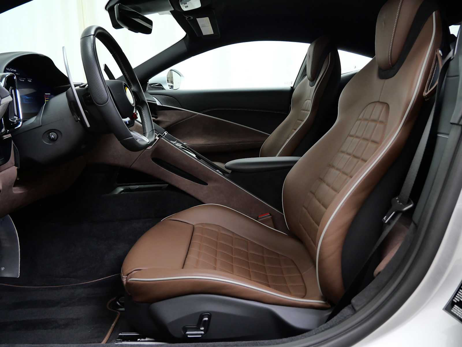2024 Ferrari Roma photo 17