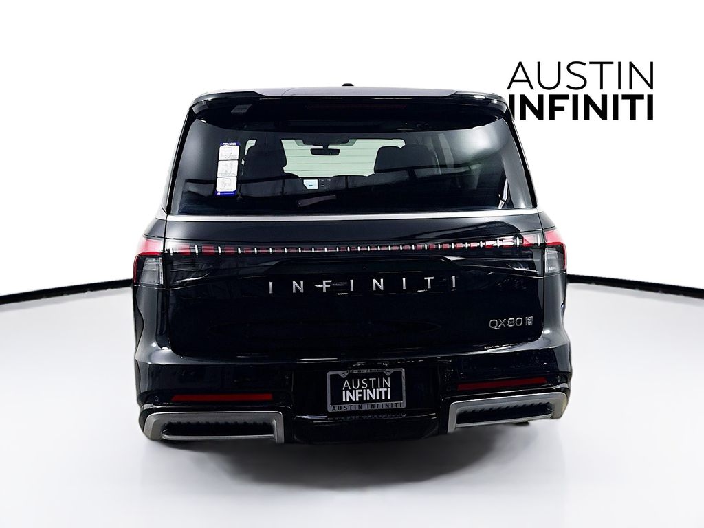 2025 Infiniti QX80 Luxe photo 2
