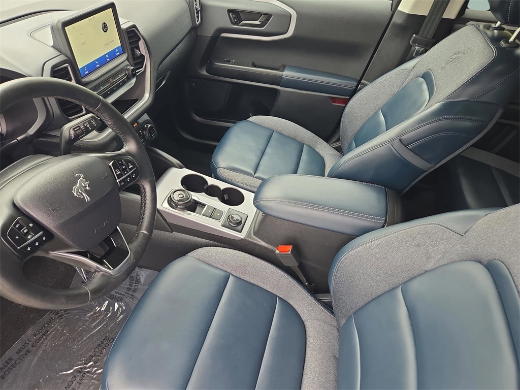 2024 Ford Bronco Sport Outer Banks photo 16