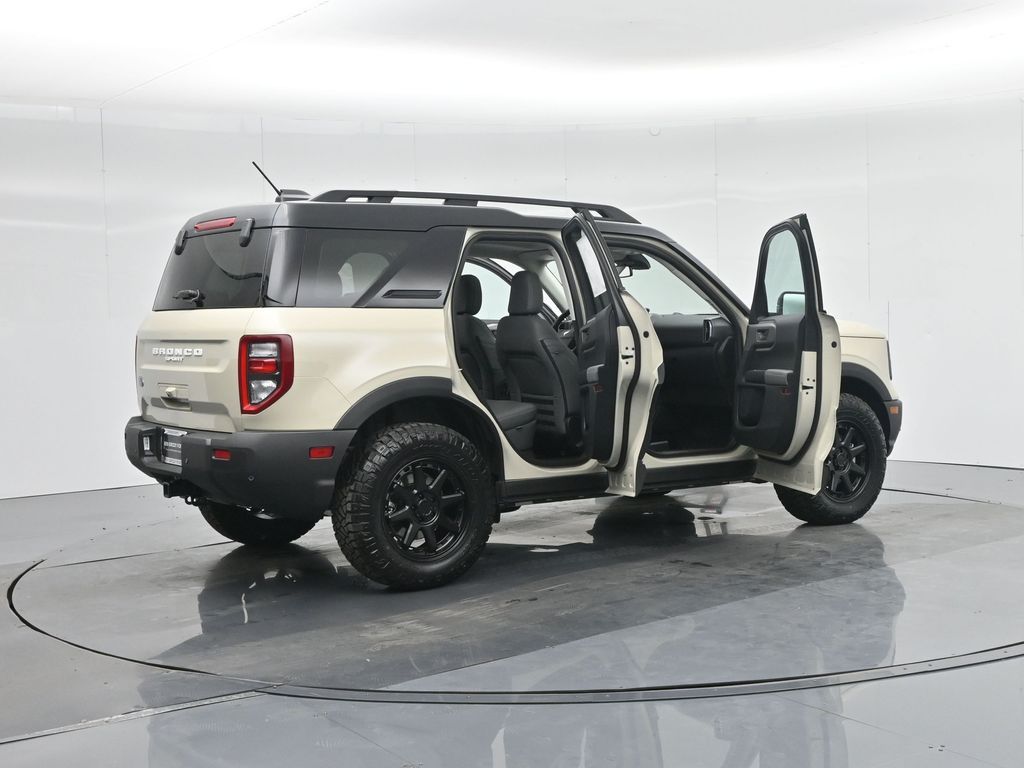 2025 Ford Bronco Sport Badlands photo 32