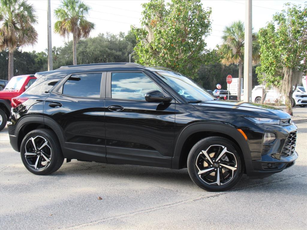 2022 Chevrolet Trailblazer RS photo 2