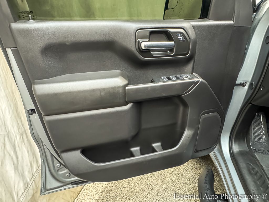 2024 CHEVROLET SILVERADO - Image 20