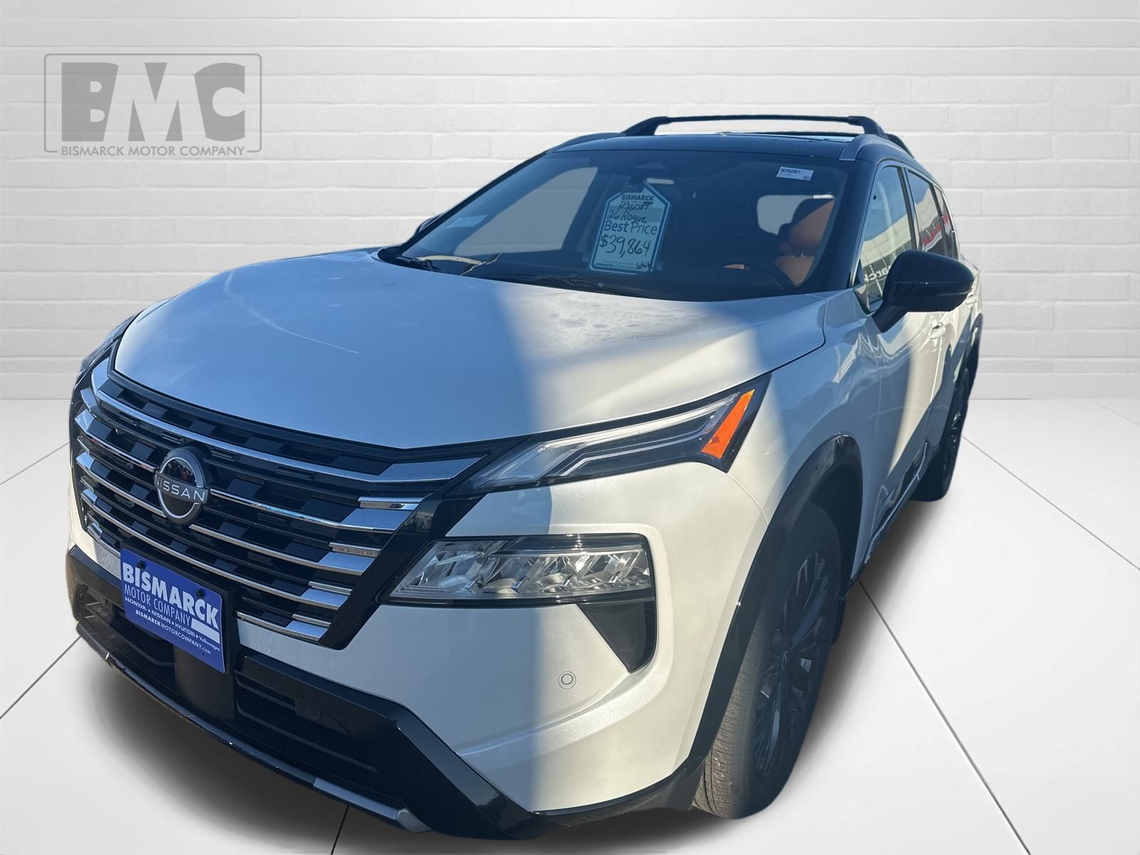 2026 Nissan Rogue Platinum's photo