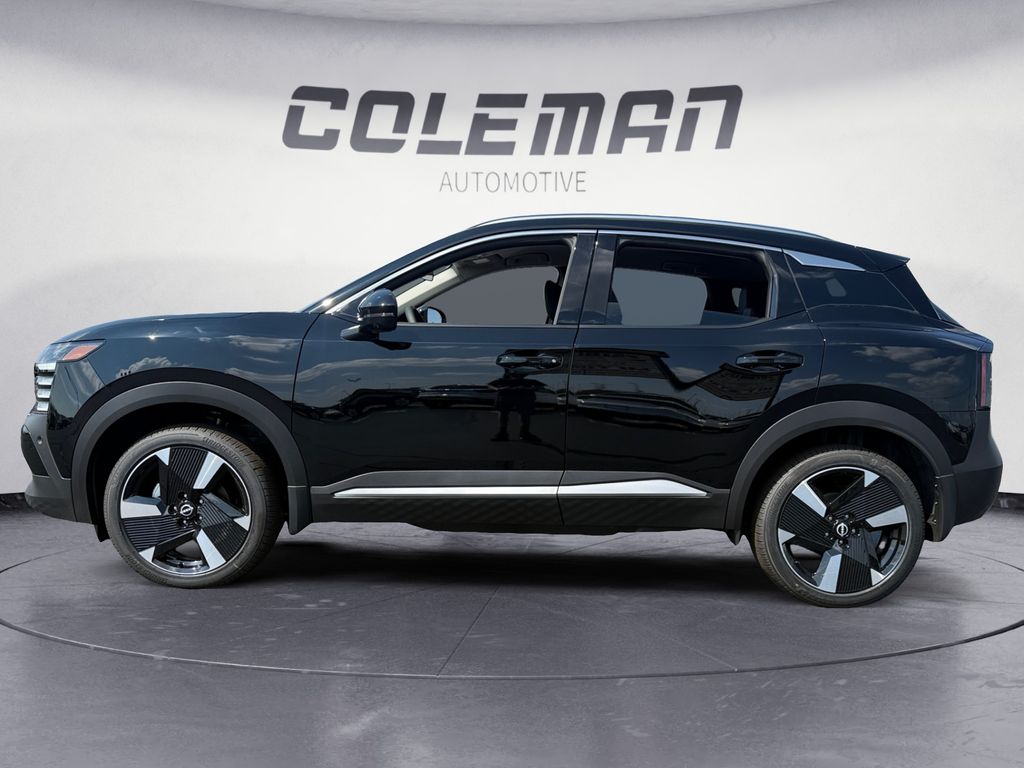 2025 Nissan Kicks SR photo 2