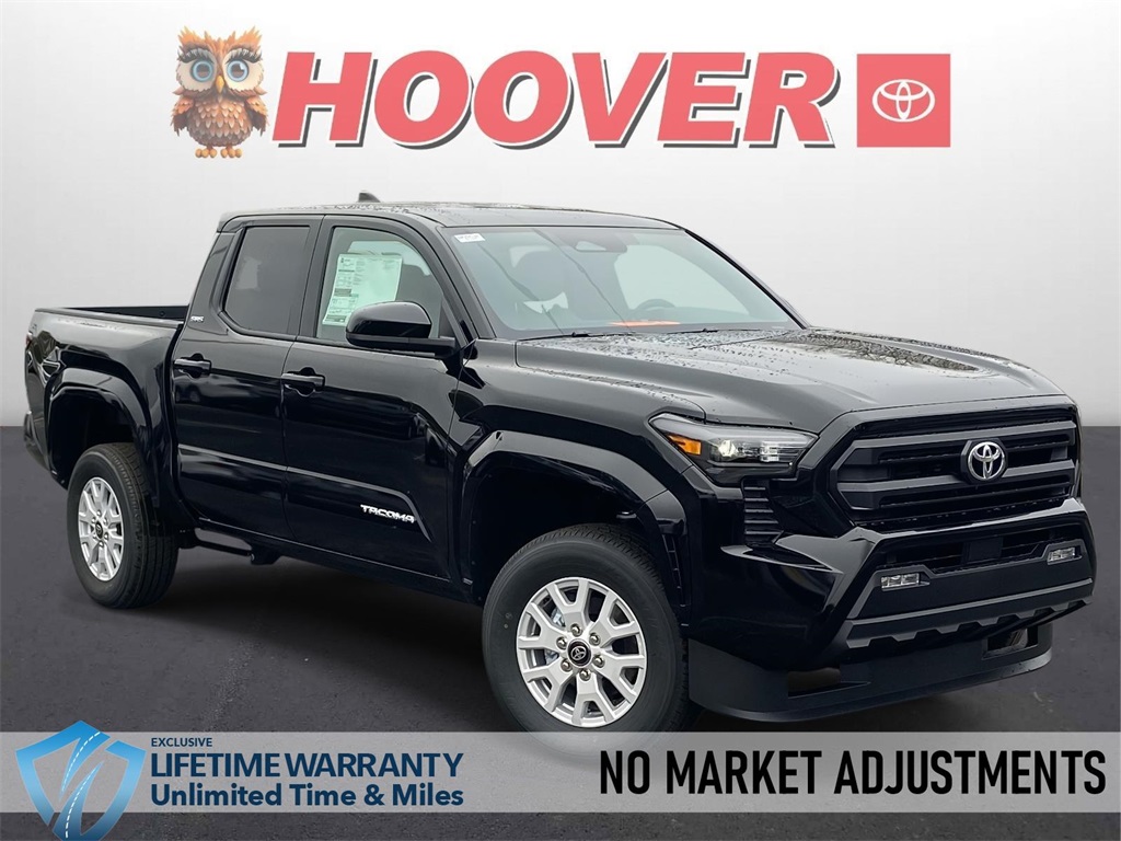 2025 Toyota Tacoma SR5's photo