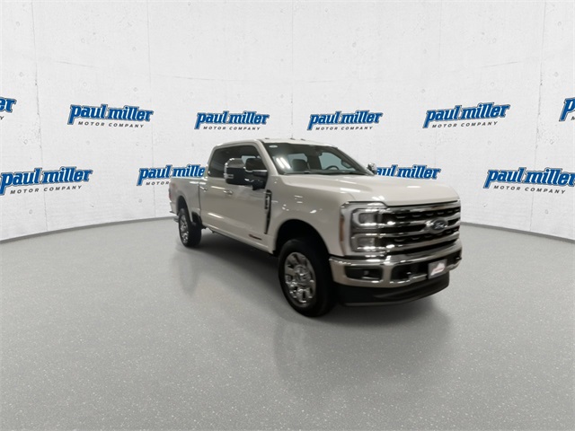 2025 Ford F-250 King Ranch photo 2