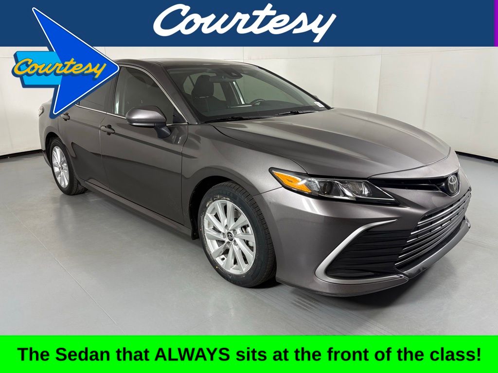 2024 Toyota Camry LE