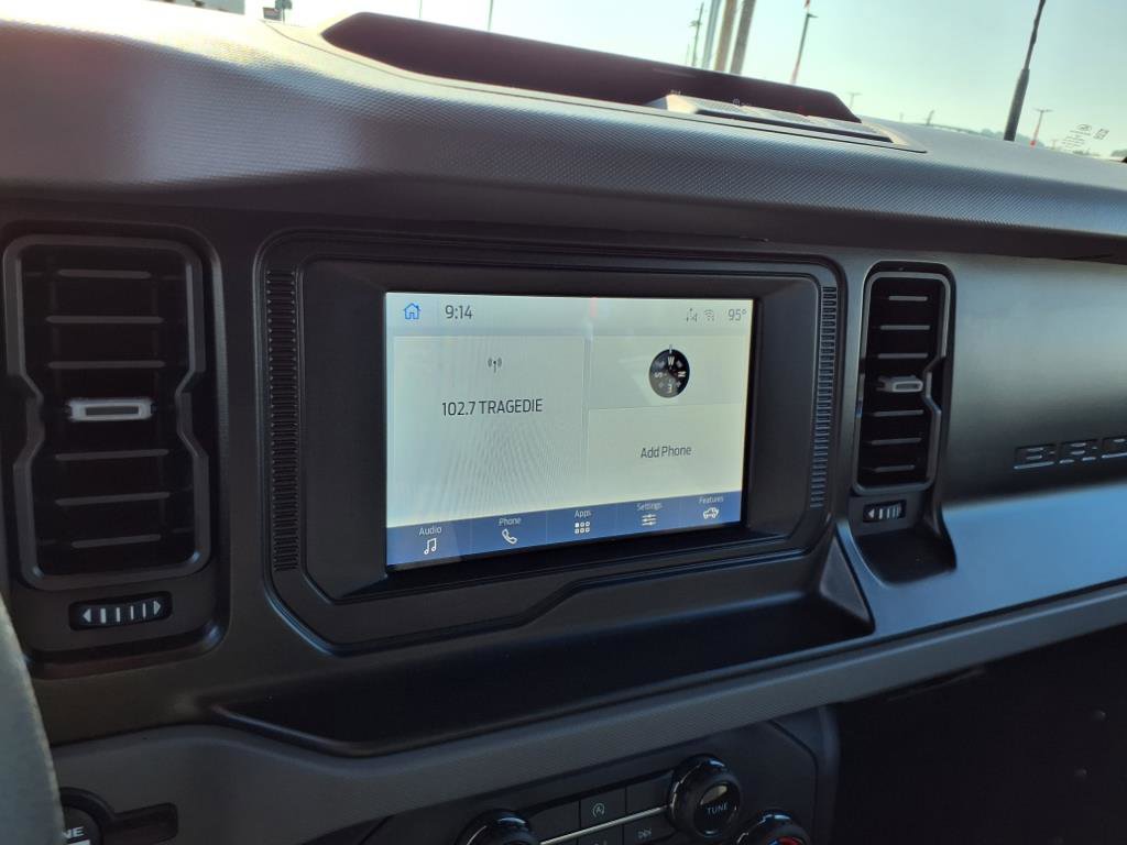 2023 Ford Bronco Base photo 17