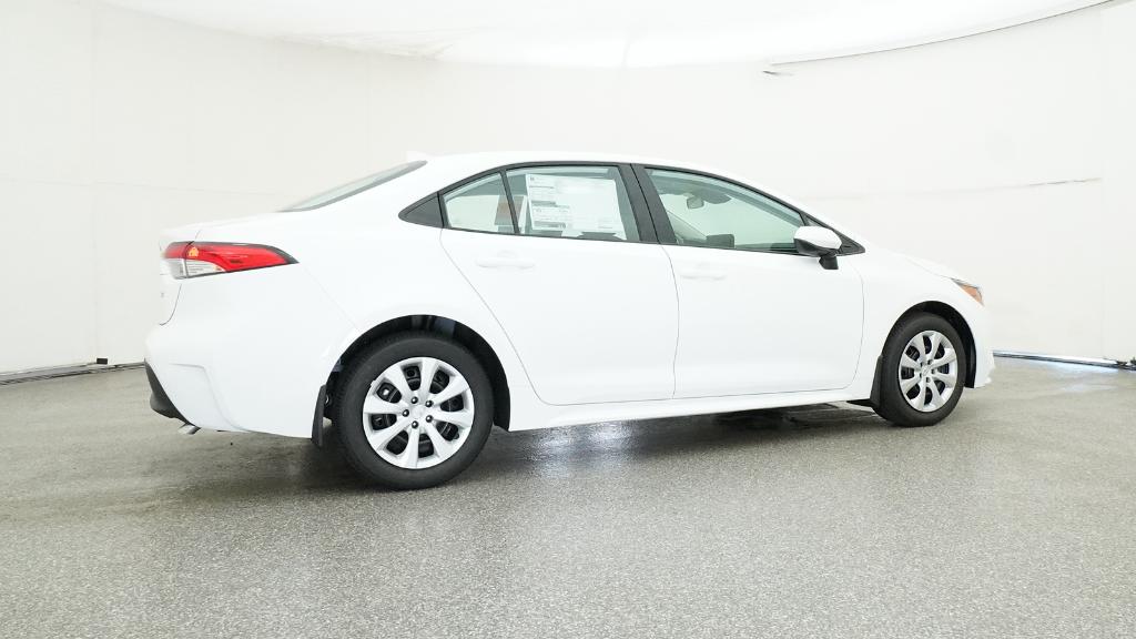 2025 Toyota Corolla LE photo 24