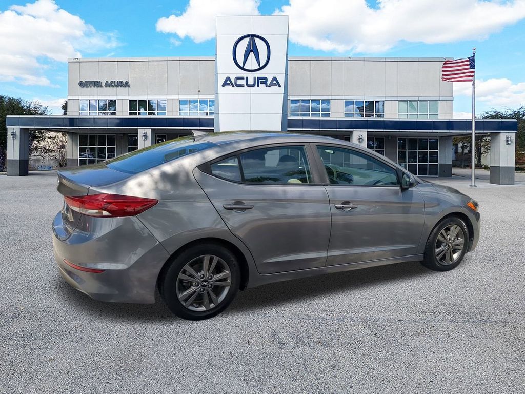 2018 Hyundai Elantra SEL Value Edition Limited photo 4