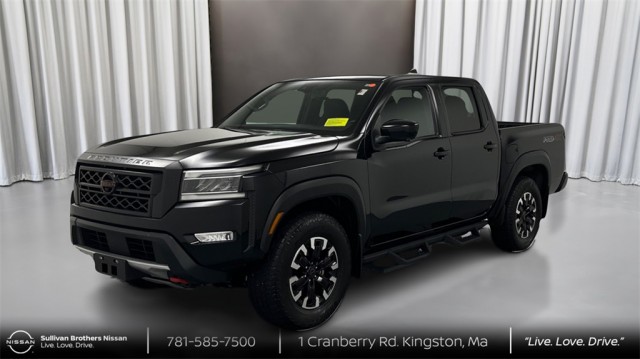 2023 Nissan Frontier PRO-4X's photo