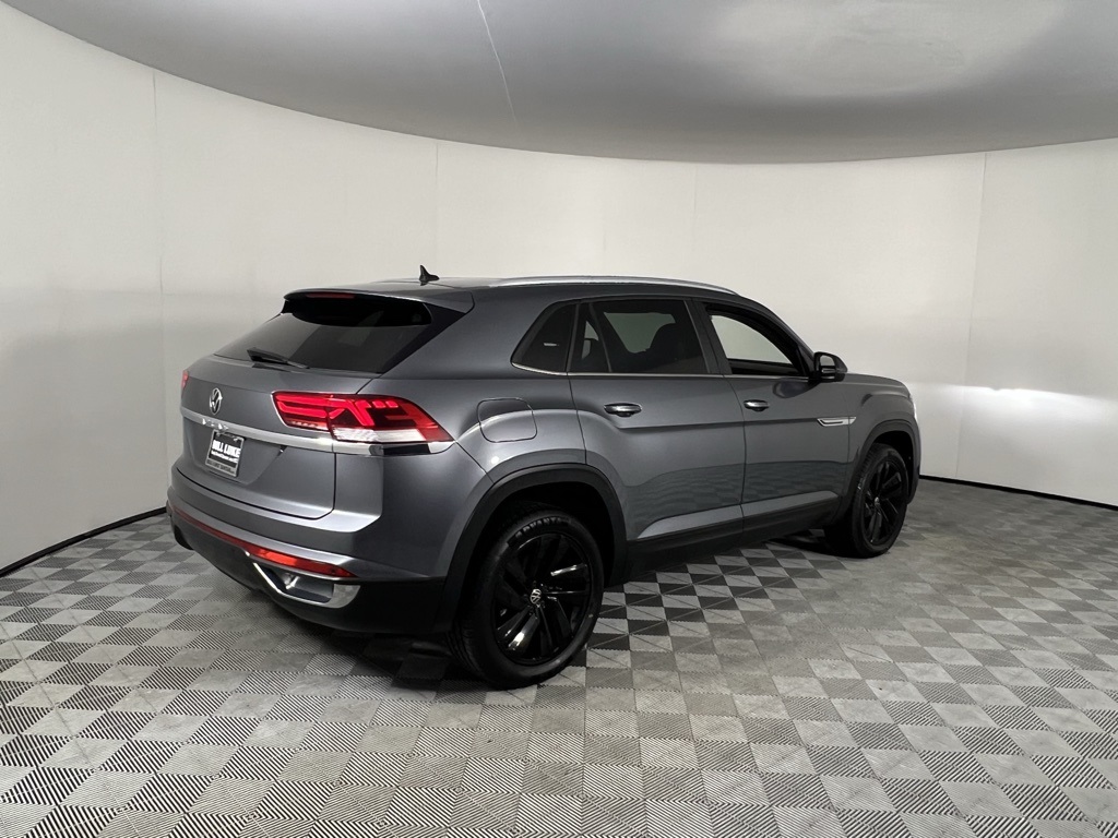 2022 Volkswagen Atlas Cross Sport SE Technology photo 4