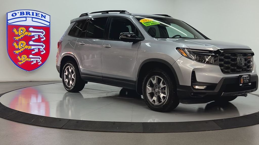 2022 Honda Passport TrailSport photo 3
