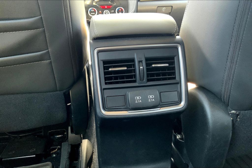 2022 Subaru Forester Limited photo 30